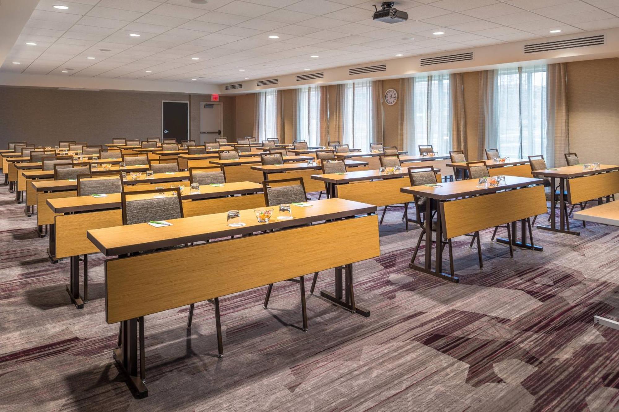 Courtyard By Marriott Detroit Farmington Hotel Farmington Hills Exterior foto