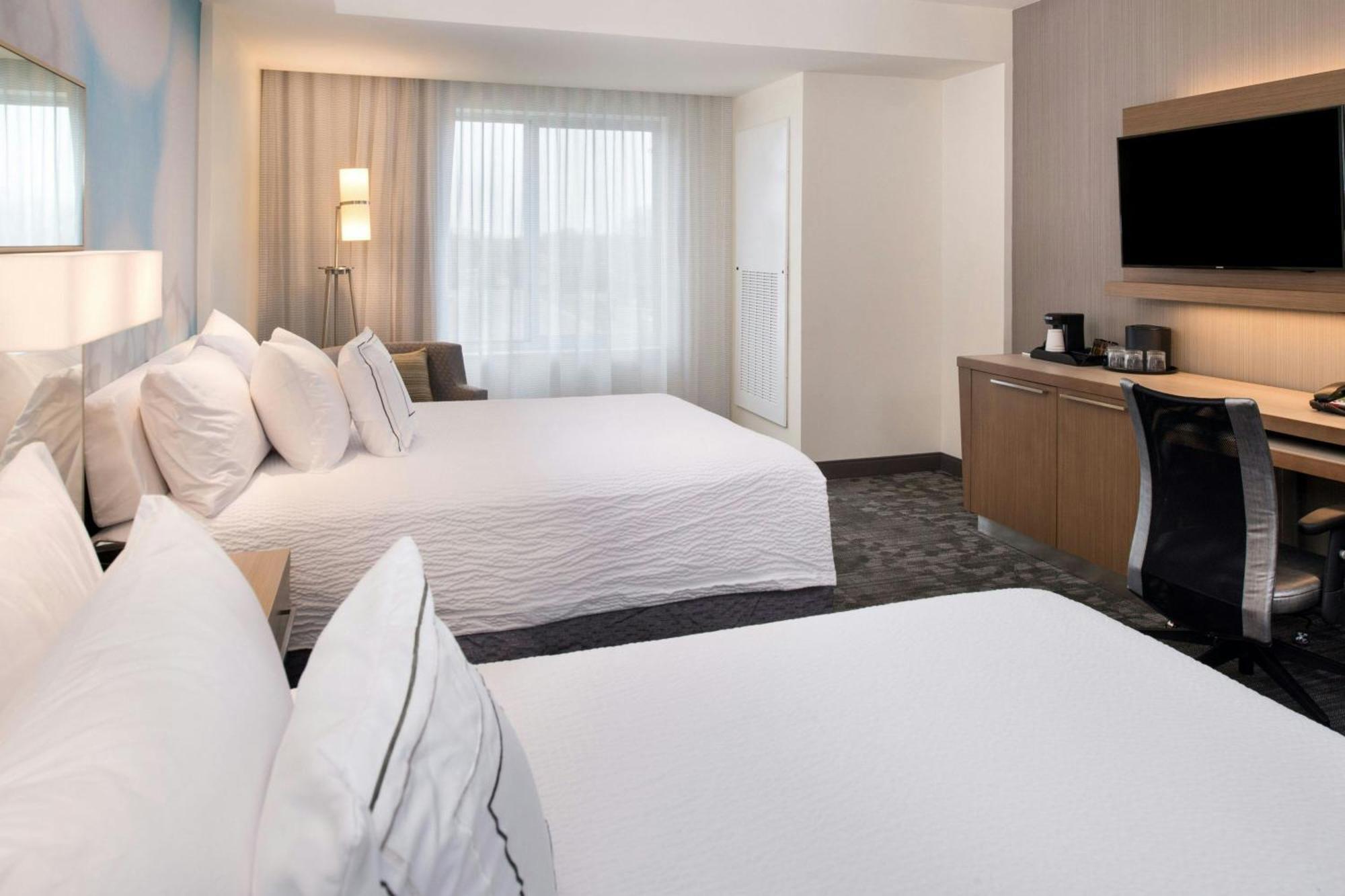 Courtyard By Marriott Detroit Farmington Hotel Farmington Hills Exterior foto