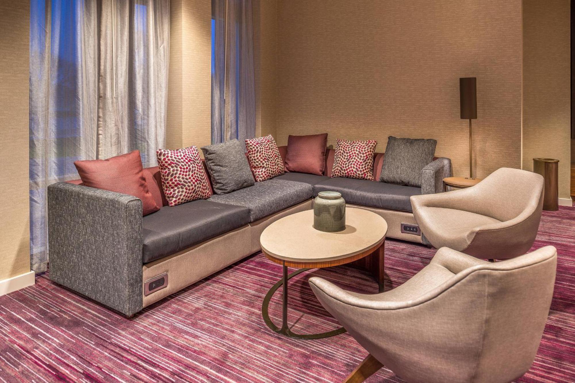 Courtyard By Marriott Detroit Farmington Hotel Farmington Hills Exterior foto