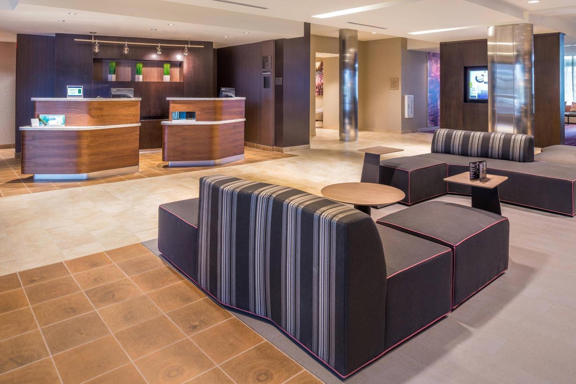 Courtyard By Marriott Detroit Farmington Hotel Farmington Hills Exterior foto